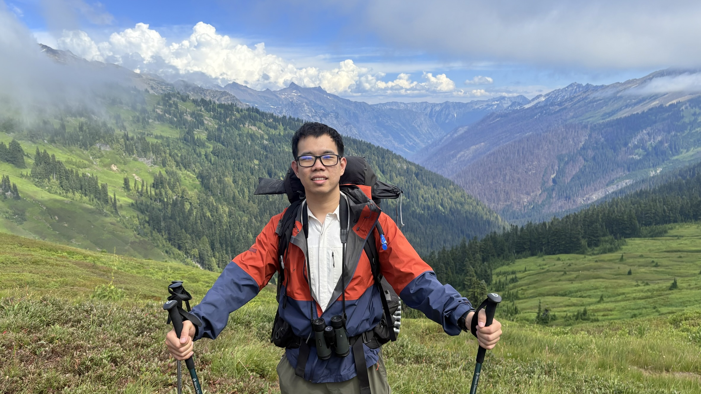 Barry hiking at Glacier Peak forest in Washington state